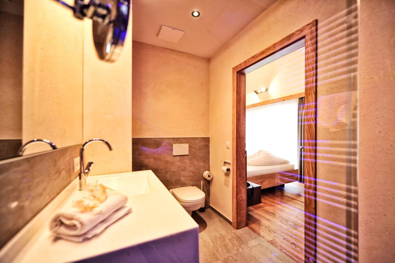 Hotel Garni Lamm Nauders Buitenkant foto