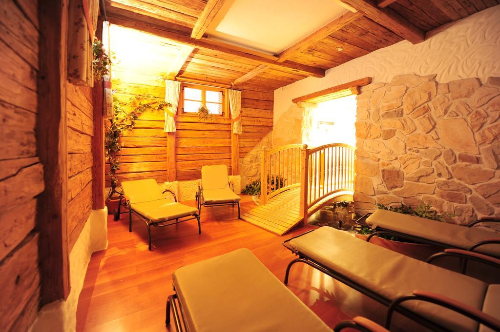 Hotel Garni Lamm Nauders Buitenkant foto